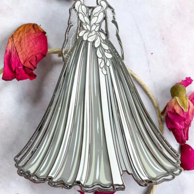 Troupe de Fortune – Costume Novel Threads Enamel Pin